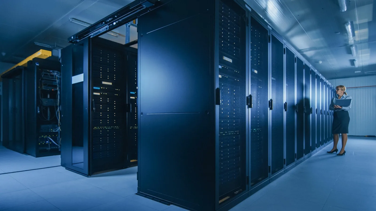 SMART DATA CENTER banner